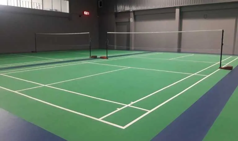 Badminton